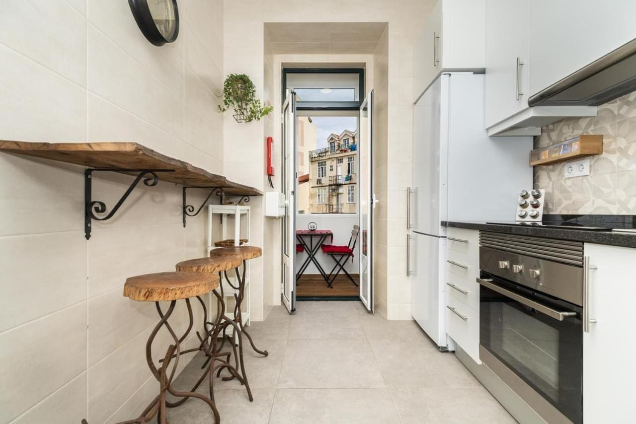 Exotic M2 R2 - Comfortable Classy Double Room With Shared Bath Lissabon Exterior foto